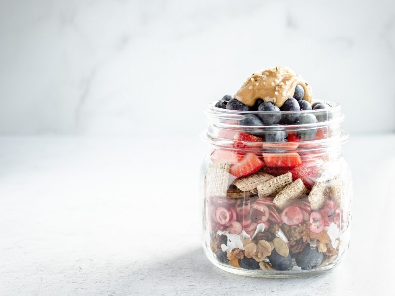 Yogurt & Graham Cracker Mason Jar Snacks - Make and Takes
